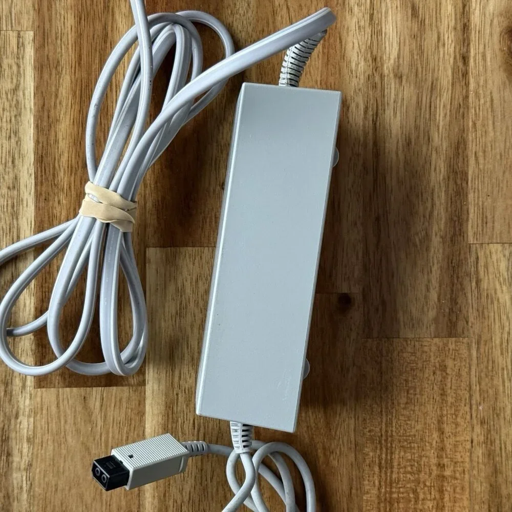 Original Nintendo Wii AC Adapter RVL-002 USA OEM Power Supply Charger 12V 3.7A